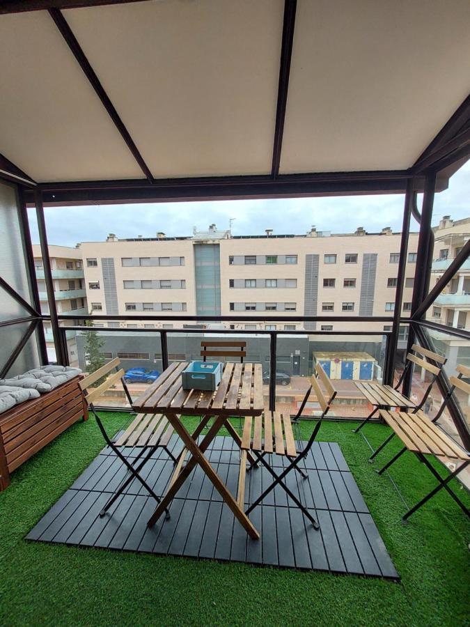 Centrico Atico En Torredembarra Con Parking. Apartment Luaran gambar