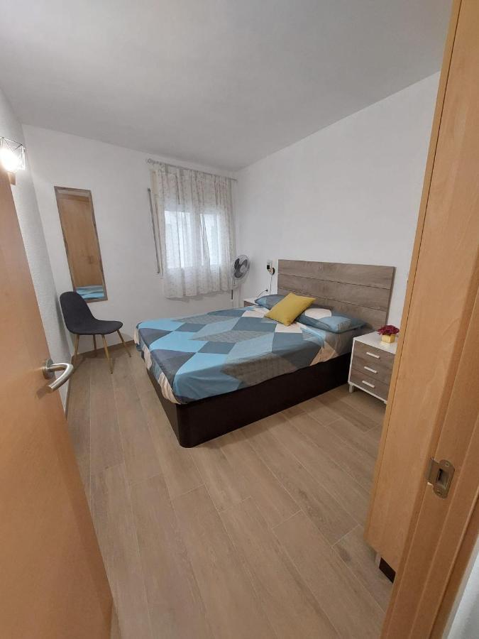 Centrico Atico En Torredembarra Con Parking. Apartment Luaran gambar