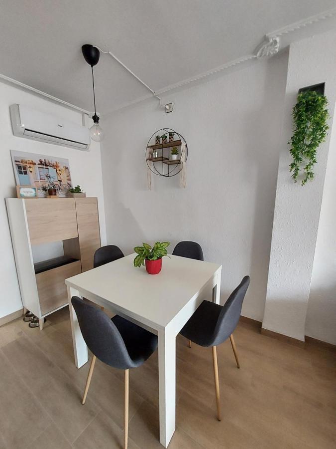 Centrico Atico En Torredembarra Con Parking. Apartment Luaran gambar