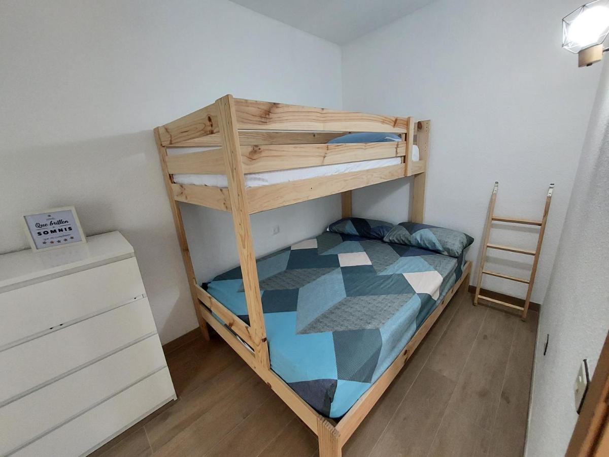 Centrico Atico En Torredembarra Con Parking. Apartment Luaran gambar